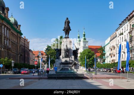 Krakau, Polen - 06 2019. Juni: Das Grunwald-Denkmal (polnisch: Pomnik Grunwaldzki) ist eine Reiterstatue des Königs von Polen Władysław II Jagiełło loca Stockfoto