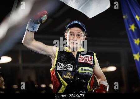 Torhout, Belgien. 28. Mai 2023. Belgische Delfine Persoon stellte sich vor dem Kampf zwischen belgischem Delfine Persoon und koreanischem Bo Mi Re Shin für den WBC Silver Super Feather -Titel Women am Sonntag, den 28. Mai 2023, in Torhout vor. BELGA FOTO KURT DESPLENTER Kredit: Belga News Agency/Alamy Live News Stockfoto