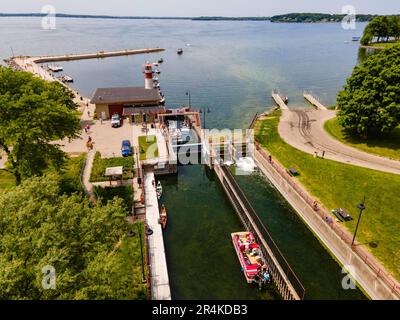 Blick auf Tenney Park, Madison, Wisconsin, USA, an einem schönen Sommertag. Stockfoto