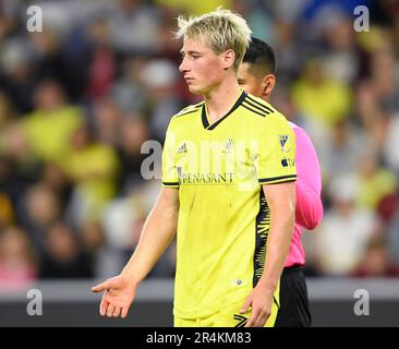 Nashville, USA. 28. Mai 2023: N3 Nasenbluten während der ersten Hälfte eines MLS-Spiels zwischen Columbus Crew und Nashville SC im Geodis Park in Nashville, TN Steve Roberts/CSM. Credit: CAL Sport Media/Alamy Live News Stockfoto