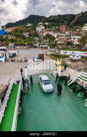 Fähre, Überquerung der Dardanelles Straße, Kilitbahir Hafen der Gelibolu Halbinsel, Eceabat, Provinz Canakkale, europäische Seite, Türkei Stockfoto