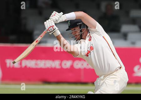 Mark Adair in Batting-Action für Essex während Essex CCC vs Ireland, Domestic First Class Match Cricket am Cloud County Ground am 28. Mai 2023 Stockfoto