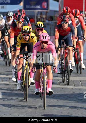 Rom, Italien. 28. Mai 2023. Primoz Roglic aus Slowenien tritt am 28. Mai 2023 beim Radrennen Giro d'Italia 2023 in Rom in Italien an. Kredit: Str/Xinhua/Alamy Live News Stockfoto