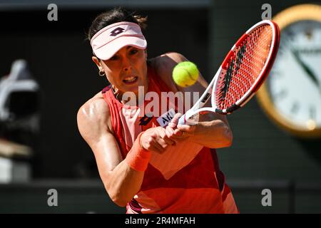 Paris, Frankreich, Frankreich. 28. Mai 2023. Alize CORNET von Frankreich am ersten Tag des Roland-Garros 2023, French Open 2023, Grand-Slam-Tennisturnier im Roland-Garros-Stadion am 28. Mai 2023 in Paris, Frankreich. (Kreditbild: © Matthieu Mirville/ZUMA Press Wire) NUR REDAKTIONELLE VERWENDUNG! Nicht für den kommerziellen GEBRAUCH! Stockfoto