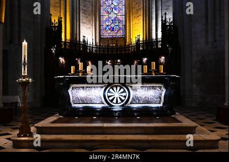 Das Altarbild der Peterskirche in Saumur, Frankreich Stockfoto