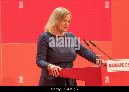 Nancy Faeser spricht auf der 160-jährigen Feier der Existenz des EPD am 23.05.2023 im Parteihauptquartier in Berlin. Stockfoto