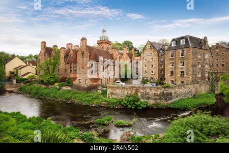 Schottische Landschaft - Dean Village Panorama in Edinburgh dramatischer Sonnenuntergang, Großbritannien Stockfoto