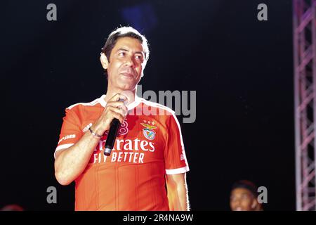 28. Mai 2023. Lissabon, Portugal. Benficas Präsident Rui Costa feiert nach dem Gewinn der portugiesischen Nationalmeisterschaft die bwin League © Alexandre de Sousa/Alamy Live News Stockfoto