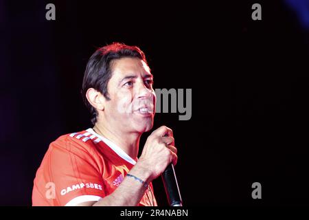 28. Mai 2023. Lissabon, Portugal. Benficas Präsident Rui Costa feiert nach dem Gewinn der portugiesischen Nationalmeisterschaft die bwin League © Alexandre de Sousa/Alamy Live News Stockfoto