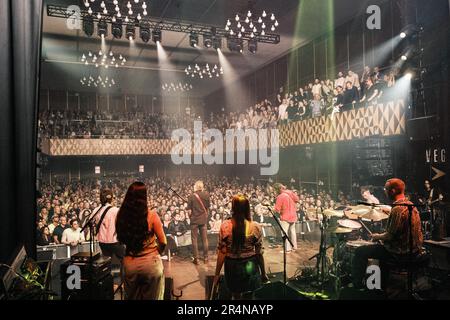 Kopenhagen, Dänemark. 28. Mai 2023. Die australische Rock-and-Blues-Band The Teskey Brothers führt ein Live-Konzert im VEGA in Kopenhagen auf. (Foto: Gonzales Photo/Alamy Live News Stockfoto