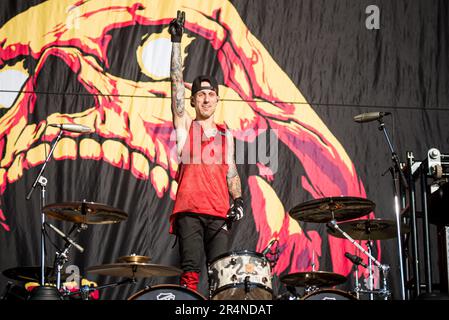 FLORENZ, ITALIEN, FIRENZE ROCKS FESTIVAL: Frank Zummo, Schlagzeuger der kanadischen Punk Rock Band SUM41, live auf der Bühne des Firenze Rocks Festivals Stockfoto