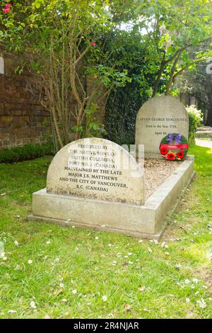 Das Grab von Kapitän George Vancouver (22. Juni 1757 – 10. Mai 1798), der ein britischer Offizier der Royal Navy war. Friedhof der Peterskirche, Petersham, Richmond upon Thames. London (134) Stockfoto