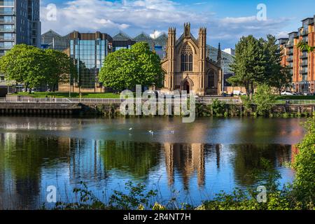 Die Metropolitan Cathedral Church of Saint Andrew in Glasgow, Schottland, Großbritannien. Römisch-katholische Kathedrale im Stadtzentrum am Fluss Clyde. Stockfoto