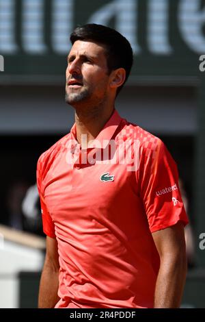 Paris, Frankreich. 29. Mai 2023. Julien Mattia / Le Pictorium - Novak Djokovic versus Aleksandar Kovacevic - 29/5/2023 - Frankreich / Ile-de-France (Region) / Paris - Novak Djokovic feiert den Sieg über Aleksandar Kovacevic bei Roland Garros 2023 Credit: LE PICTORIUM/Alamy Live News Stockfoto