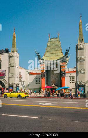 Los Angeles, Kalifornien, USA - 26. April 2023. Grauman's Chinese Theatre ist ein Filmpalast auf dem historischen Hollywood Walk of Fame in 6925 Hollywood Bo Stockfoto