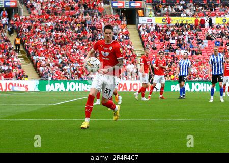Wembley Stadium, London, England - 29. Mai 2023 Slobodan Tedic (31) of Barnsley - während des Spiels Barnsley gegen Sheffield Wednesday, Sky Bet League One Play off Final, 2022/23, Wembley Stadium, London, England - 29. Mai 2023 Guthaben: Arthur Haigh/WhiteRosePhotos/Alamy Live News Stockfoto