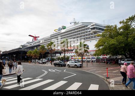 Sydney Passagierterminal im Ausland, Kreuzfahrtschiff Carnival Pracht liegt in Sydney, NSW, Australien Stockfoto