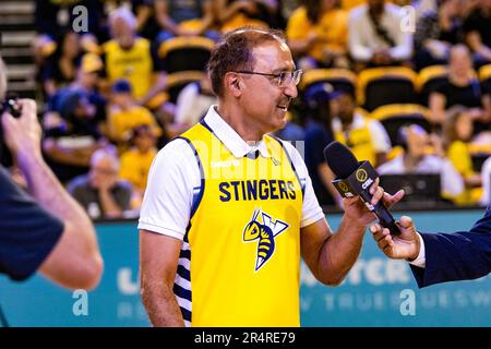 Edmonton, Kanada. 28. Mai 2023. Edmonton Mayor Amarjit Sohi eröffnet den Edmonton Stingers 2023 Season Opener gegen den Calgary Surge. Calgary Surge 82 -81 Edmonton Stingers Credit: SOPA Images Limited/Alamy Live News Stockfoto