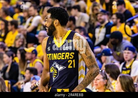 Edmonton, Kanada. 28. Mai 2023. Edmontons Adika Peter McNeilly wurde während der Eröffnungssaison der Edmonton Stingers 2023 gegen den Calgary Surge gesehen. Calgary Surge 82 -81 Edmonton Stingers Credit: SOPA Images Limited/Alamy Live News Stockfoto