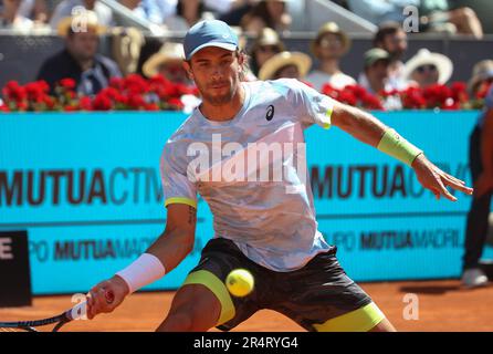 Borna Coric von Kroatien während der Mutua Madrid Open 2023, ATP Masters 1000 Tennis Turnier am 4. Mai 2023 bei Caja Magica in Madrid, Spanien - Photo Laurent Lairys / DPPI Stockfoto