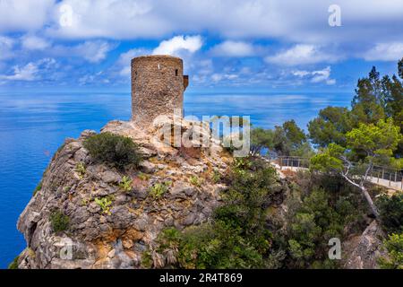 Mirador Torre del Verger oder Torre de ses Animes in der Nähe von Banyalbufar, Westküste, Mallorca, Spanien Stockfoto