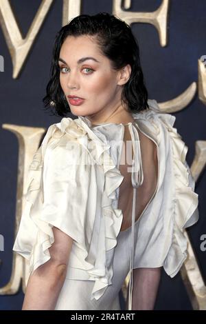 London, Großbritannien. 13. November 2018. Poppy Corby-Tuech besucht die britische Premiere von „Fantastic Beasts: The Crimes of Grindelwald“ am Cineworld Leicester Square in London. (Foto: Fred Duval/SOPA Images/Sipa USA) Guthaben: SIPA USA/Alamy Live News Stockfoto