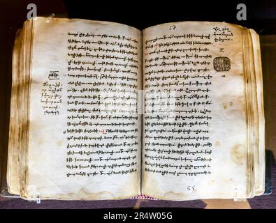 Asklepiaden von Bithynia, Democritus, Oribasius oder Oreibasius - Armenische Handschrift von 1365. Schreibe Martiros Stockfoto