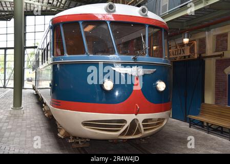 Utrecht, Niederlande. Mai 2023. Alte Züge im Eisenbahnmuseum in Utrecht. Hochwertiges Foto Stockfoto