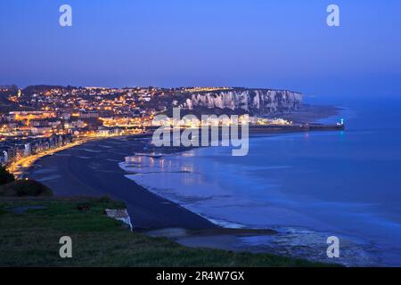 Panoramablick über den Badeort Le Treport (seine-Maritime) in der Normandie, Frankreich Stockfoto