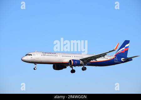 Barcelona, Spanien; 15. Januar 2019: VP-BFQ Aeroflot Russian Airlines, Airbus A321-200 nähert sich der Landebahn. Aeroflot ist ein russischer Flugzeugträger Stockfoto