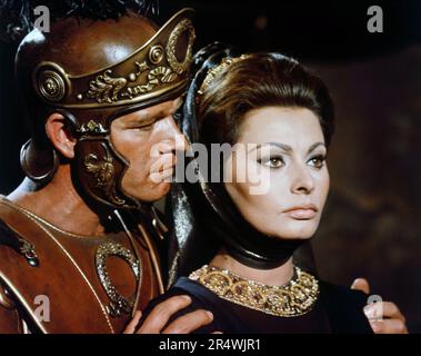 Der Untergang des Römischen Reiches ist eine 1964 Epic Film mit Sophia Loren, Stephen Boyd, Alec Guinness. Obwohl der Film war eine relative Misserfolg an der Abendkasse Es ist ungewöhnlich intelligenten und durchdachten für einen Film in seinem Genre zu der Zeit betrachtet. Stockfoto