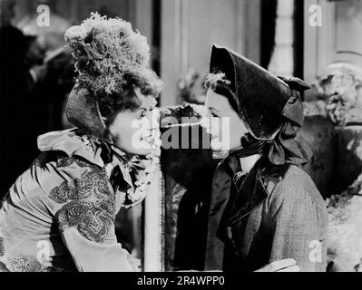 Camille USA, 1936 Regisseur: George Cukor Greta Garbo (als Marguerite Gautier), Elizabeth Allen nach dem Stück „La dame aux camélias“ von Alexandre Dumas Fils Stockfoto