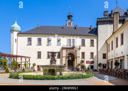 Novorenesancni zamek Zbiroh U Rokycan, Plzensky kraj, Ceska republika / Neorenaissance Schloss Zbiroh, Tschechische republik Stockfoto