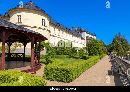 Novorenesancni zamek Zbiroh U Rokycan, Plzensky kraj, Ceska republika / Neorenaissance Schloss Zbiroh, Tschechische republik Stockfoto