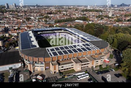 Der Lotto Park aus der Vogelperspektive (als Sponsoring), Anderlecht, Brüssel, Belgien, Heimat des RSC Anderlecht. Es ist auch bekannt als Constant Vanden Stock Stadium. Früher auch Emile Versé Stadium genannt Stockfoto