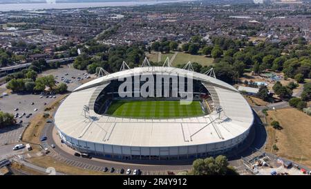 Luftaufnahme des MKM-Stadions, Heimstadion des Hull City FC. Das Gelände ist auch als KC-Stadion und KCOM-Stadion bekannt Stockfoto