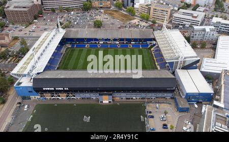 Die Portman Road, Heimat des Ipswich Town FC, aus der Vogelperspektive. Stockfoto