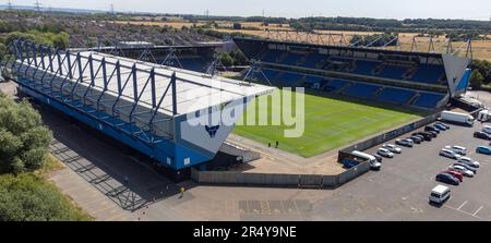 Das Kassam Stadium, Heimstadion des Oxford United FC, aus der Vogelperspektive Stockfoto