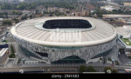 Blick aus der Vogelperspektive auf das Tottenham Hotspur Stadium, Heimstadion des Tottenham Hotspur FC oder der Spurs, wie sie allgemein bekannt sind. Stockfoto