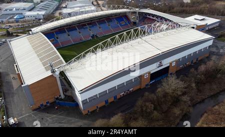 Luftaufnahme des DW Stadium, Heimstadion des Wigan Athletic FC. Früher bekannt als JJB-Stadion Stockfoto