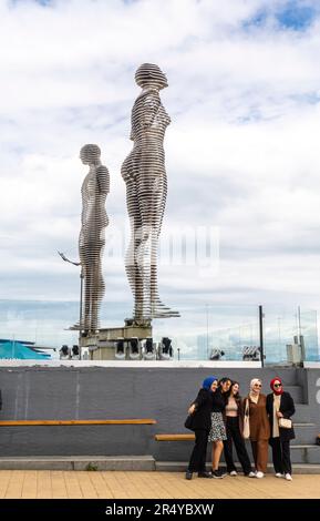 Ali & Nino Statue von Bildhauerin Tamara Kvesitadze. Batumi Georgien Stockfoto