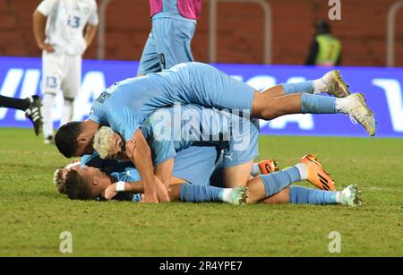 MENDOZA, 31 16. Mai 2023 (Xinhua) – Spieler Israels feiern den Sieg nach dem FIFA-Weltmeisterschaftsspiel U20 zwischen Usbekistan und Israel am 30. Mai 2023 in Mendoza, Argentinien. (TELAM/Handout über Xinhua) Stockfoto