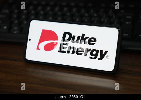 China. 29. Mai 2023. In dieser Fotoabbildung wird ein Duke Energy Logo auf dem Bildschirm eines Smartphones angezeigt. Kredit: SOPA Images Limited/Alamy Live News Stockfoto