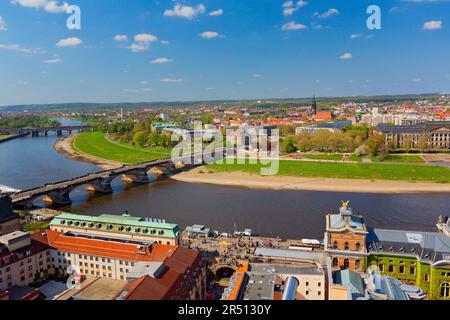 Panoramablick über die Dresdner Altstadt Stockfoto