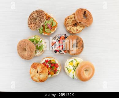 Verschiedene Arten von Frühstücks-Bagels Stockfoto