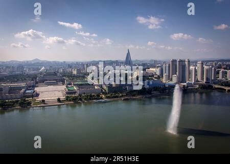 Blick über die Stadt Pjöngjang von der Spitze des Juche Tower in nordkorea Stockfoto