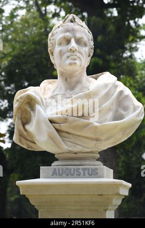 Caesar Augustus (geboren Gaius Octavius; 23. September 63 v. Chr. – 19. August 14), auch bekannt als Octavian, war der erste römische Kaiser; er regierte ab 27 v. Chr Stockfoto