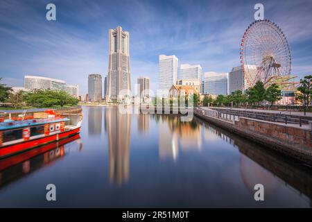 Yokohama, japanische Stadtlandschaft am Ufer von Minato-Mirai bei Tag. Stockfoto