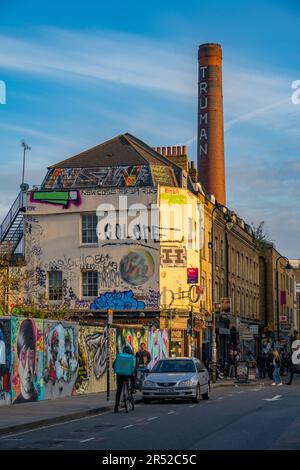 Leute auf der Brick Lane East London Stockfoto