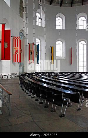 Paulskirche, Plenarsaal, Frankfurt am Main, Hessen, Flaggen der Bundesländer, Bundesländer, Deutschland Stockfoto